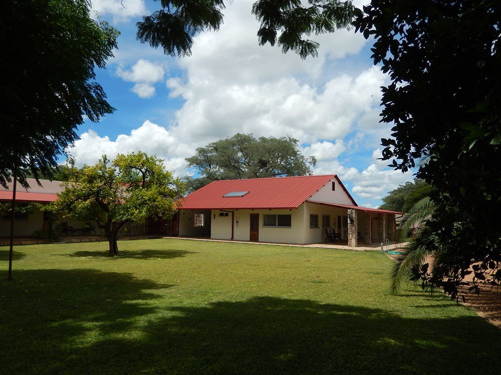 Dornhuegel Guestfarm Hotel Grootfontein Kültér fotó