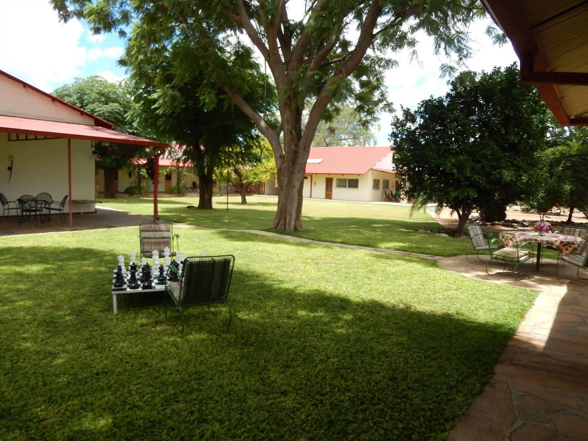 Dornhuegel Guestfarm Hotel Grootfontein Kültér fotó