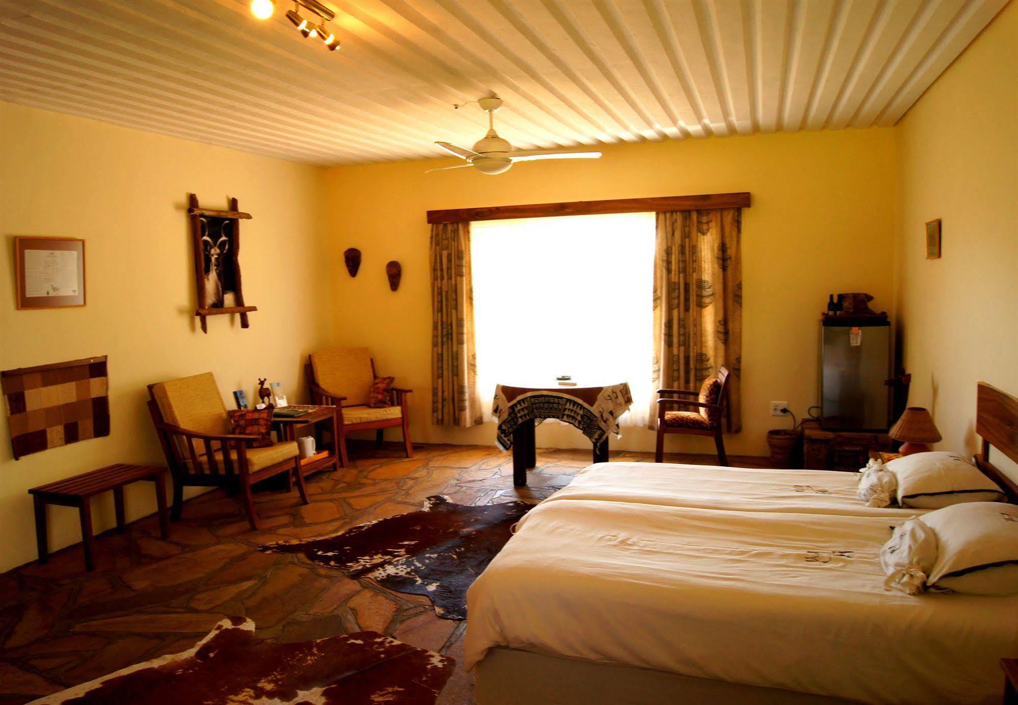 Dornhuegel Guestfarm Hotel Grootfontein Kültér fotó